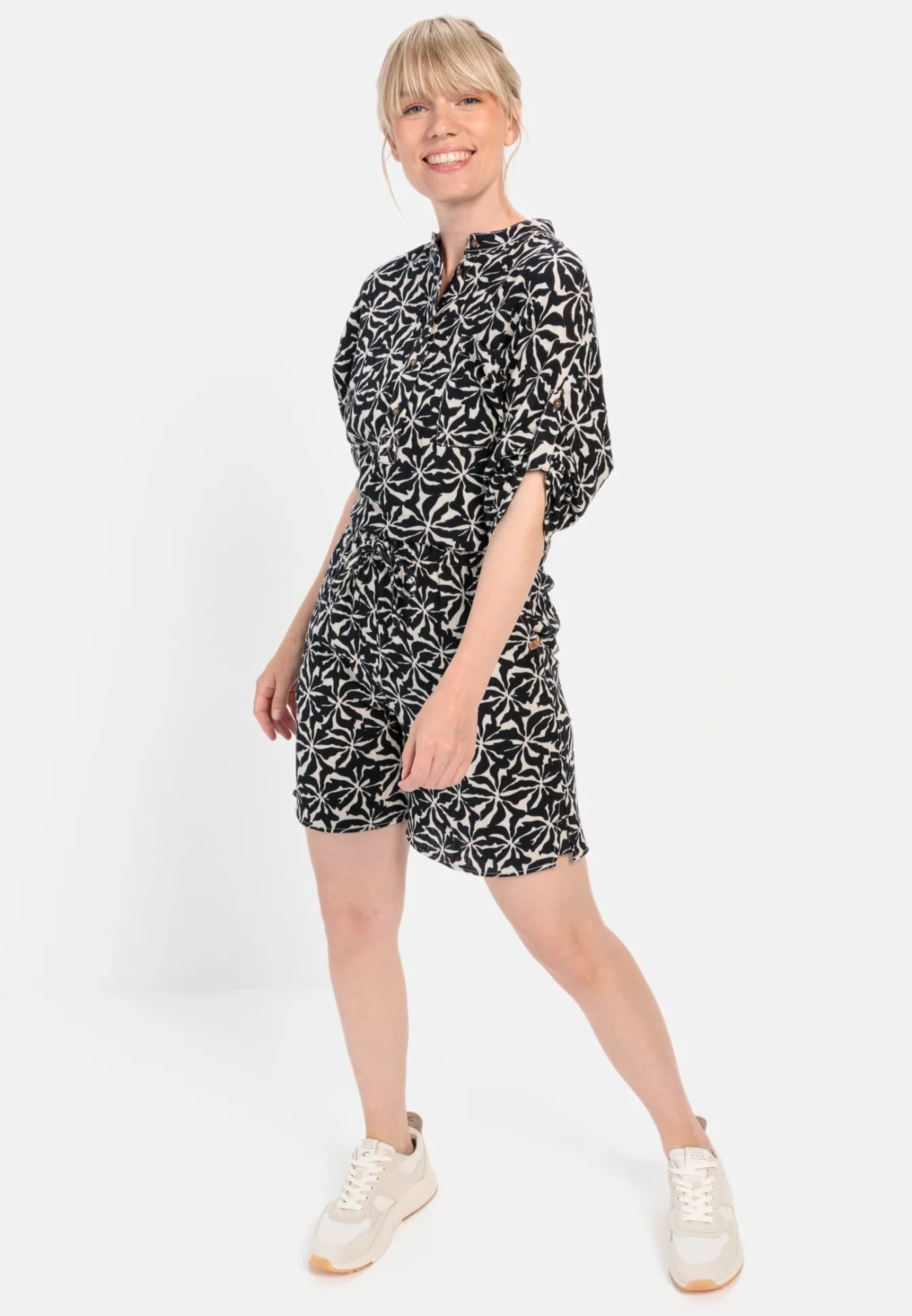 Damen Camel Active Hosen^Allover-Print Shorts aus Baumwolle