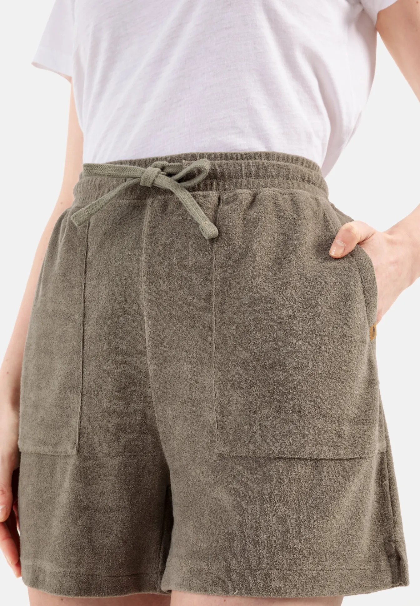Damen Camel Active Hosen^Frottee Shorts mit Kordelzug