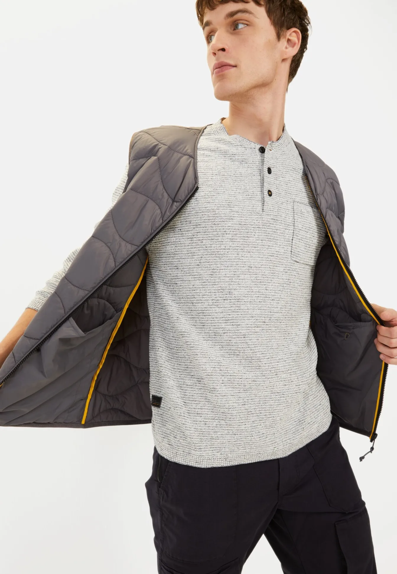 Herren Camel Active T-Shirts & Polos|Pullover & Cardigan^Henley Langarmshirt aus einem Baumwollmix