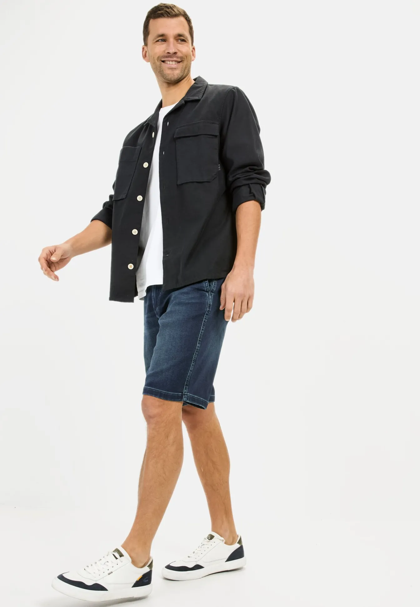 Herren Camel Active Shorts & Bermudas^Jeansshorts im Relaxed Fit