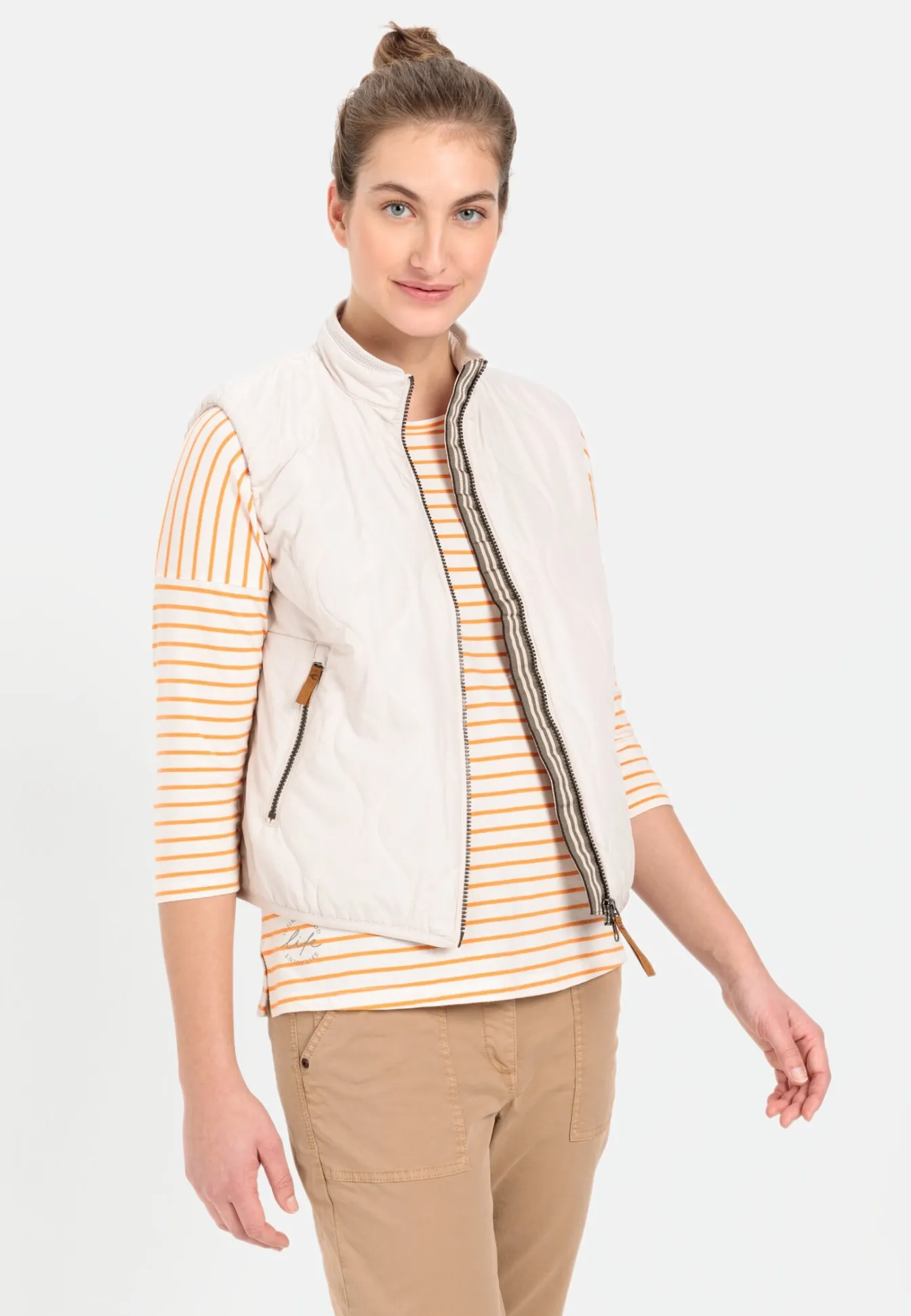 Damen Camel Active Jacken & Westen^Kurze Steppweste aus recyceltem Polyester