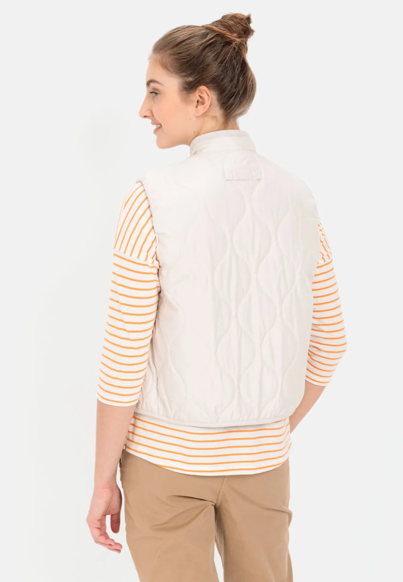 Damen Camel Active Jacken & Westen^Kurze Steppweste aus recyceltem Polyester