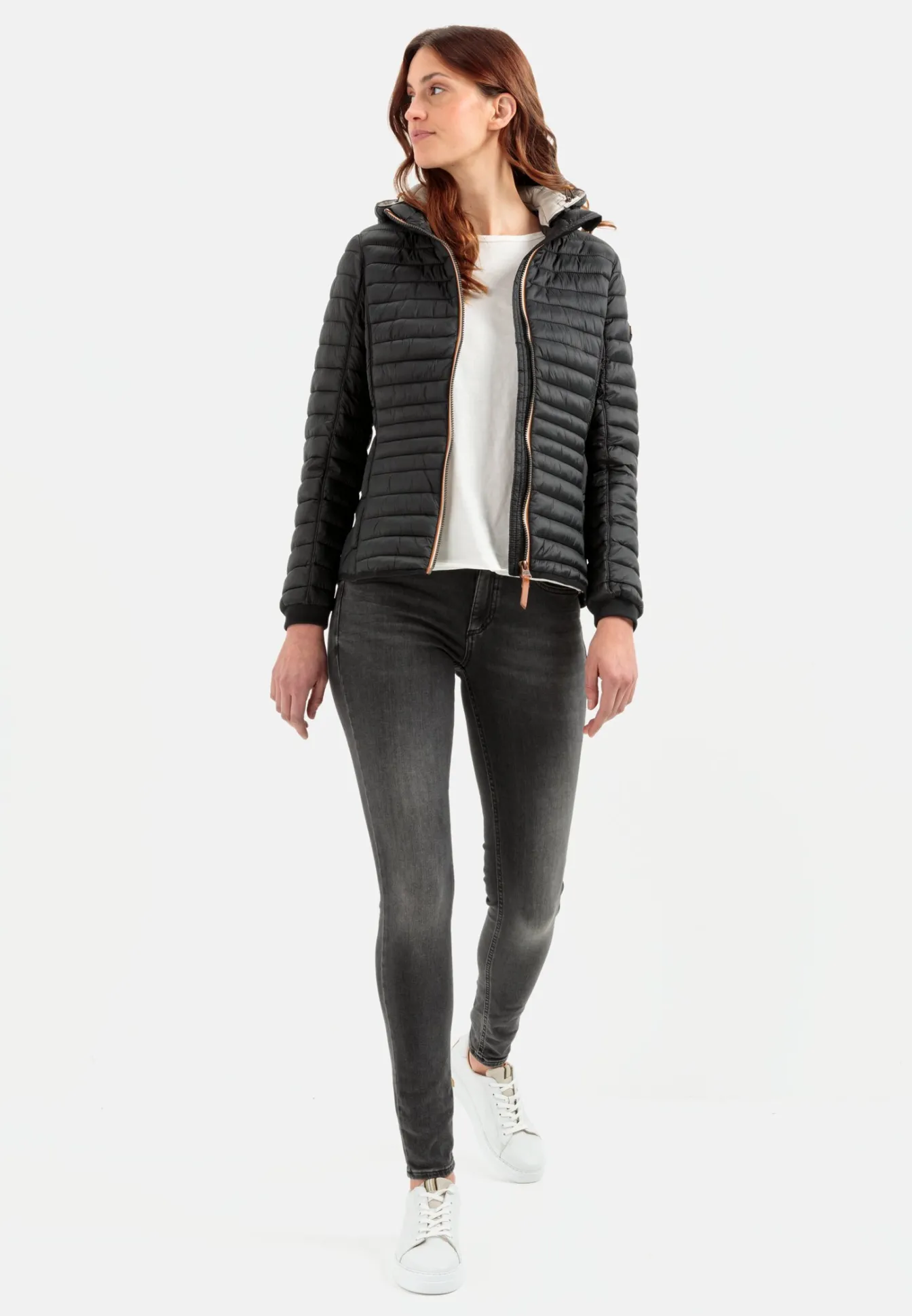 Damen Camel Active Jacken & Westen^Leicht wattierte Steppjacke aus recyeltem Polyamid
