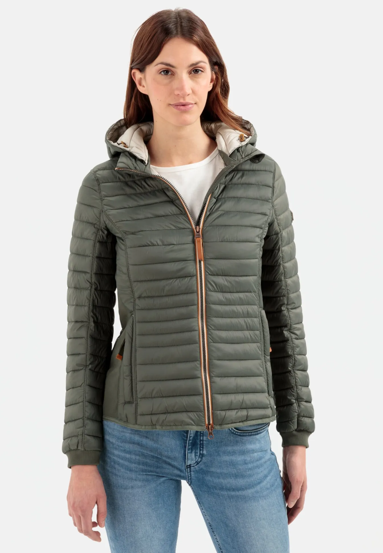 Damen Camel Active Jacken & Westen^Leicht wattierte Steppjacke aus recyeltem Polyamid