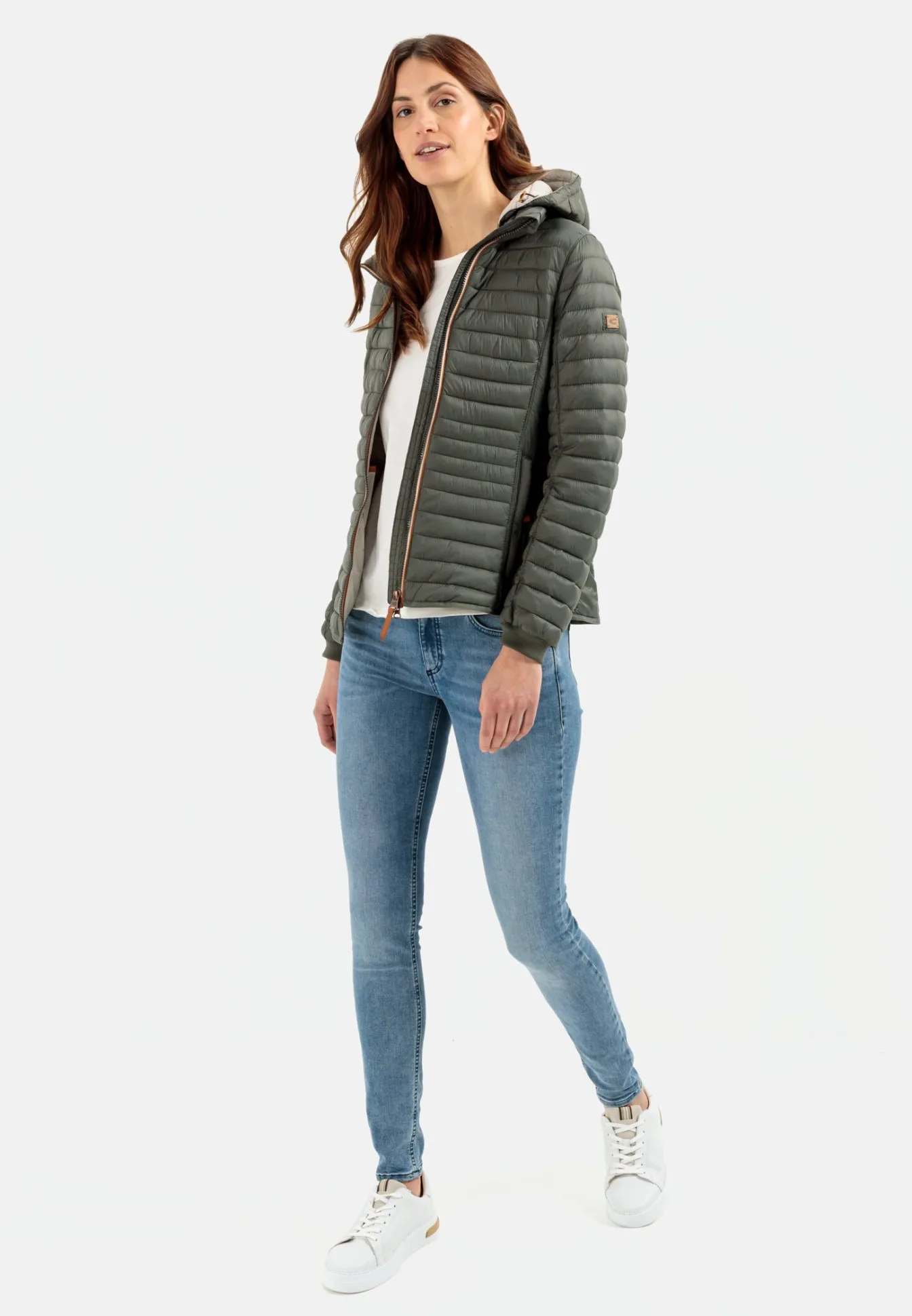 Damen Camel Active Jacken & Westen^Leicht wattierte Steppjacke aus recyeltem Polyamid