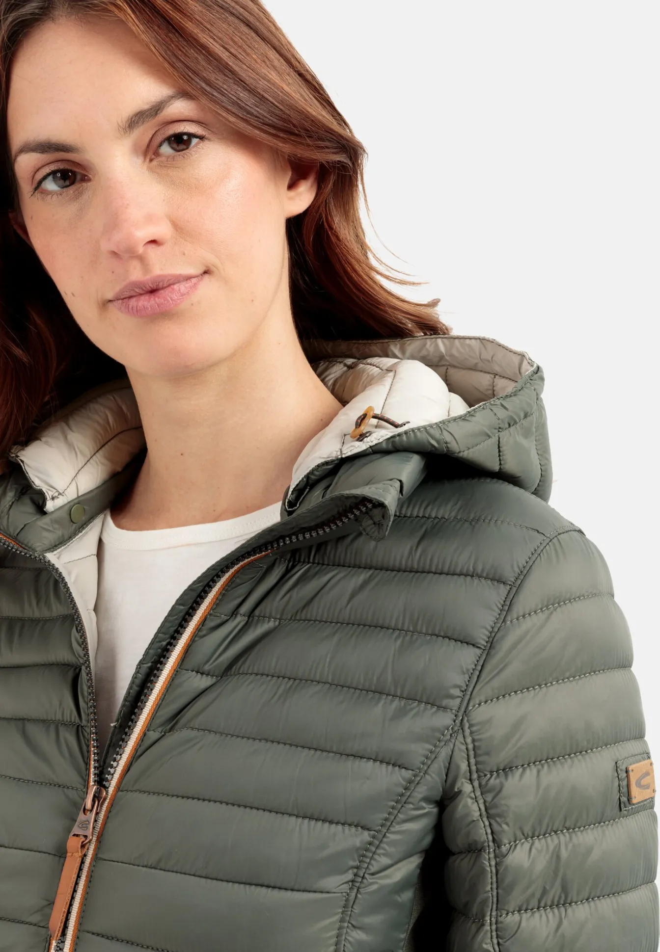 Damen Camel Active Jacken & Westen^Leicht wattierte Steppjacke aus recyeltem Polyamid