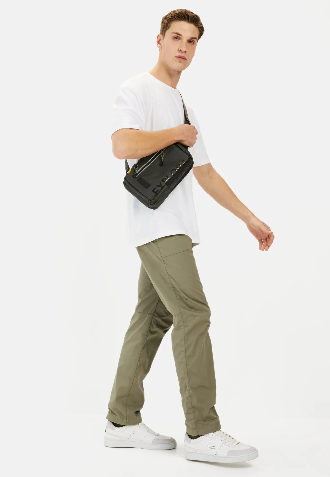 Herren Camel Active Hosen^Leichte Chino im Relaxed Fit
