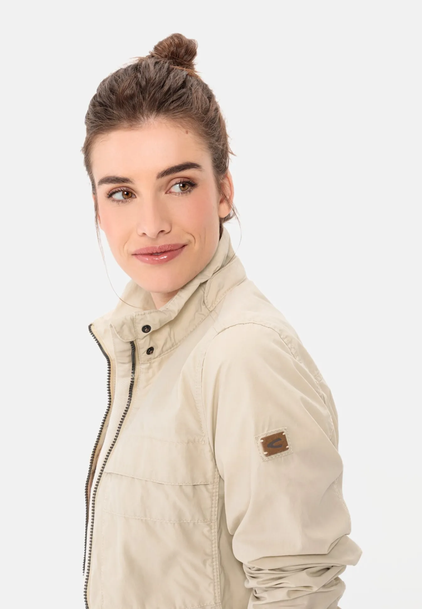 Damen Camel Active Jacken & Westen^Leichte Jacke mit abnehmbarer Kapuze