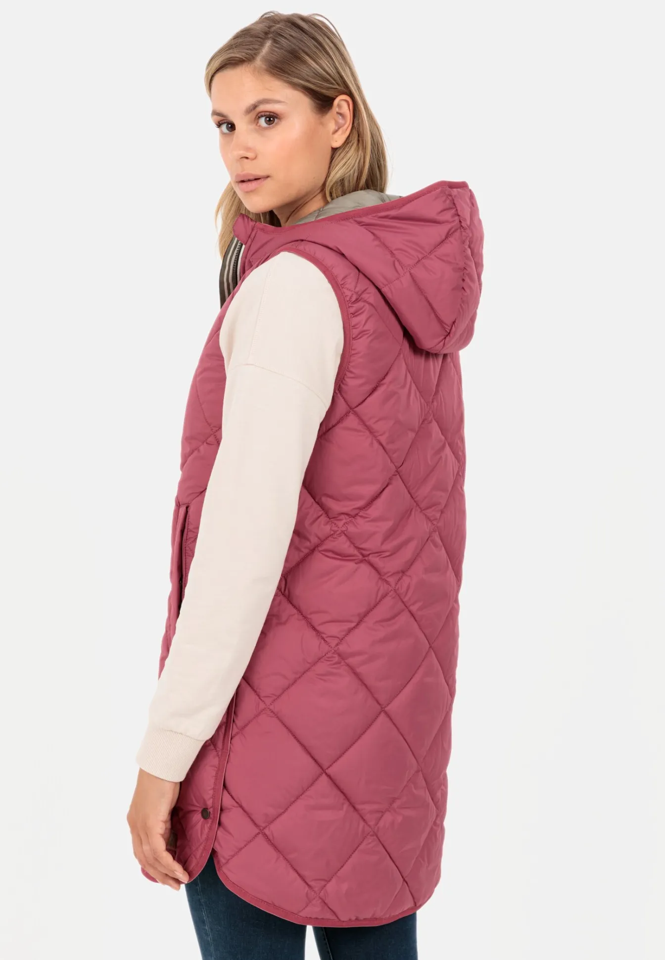 Damen Camel Active Jacken & Westen^Longweste mit Kapuze aus recyceltem Polyester