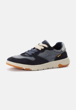 Herren Camel Active Sneaker^Sneaker aus Used Canvas und Spaltleder