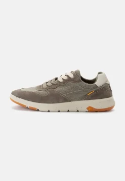 Herren Camel Active Sneaker^Sneaker aus Used Canvas und Spaltleder