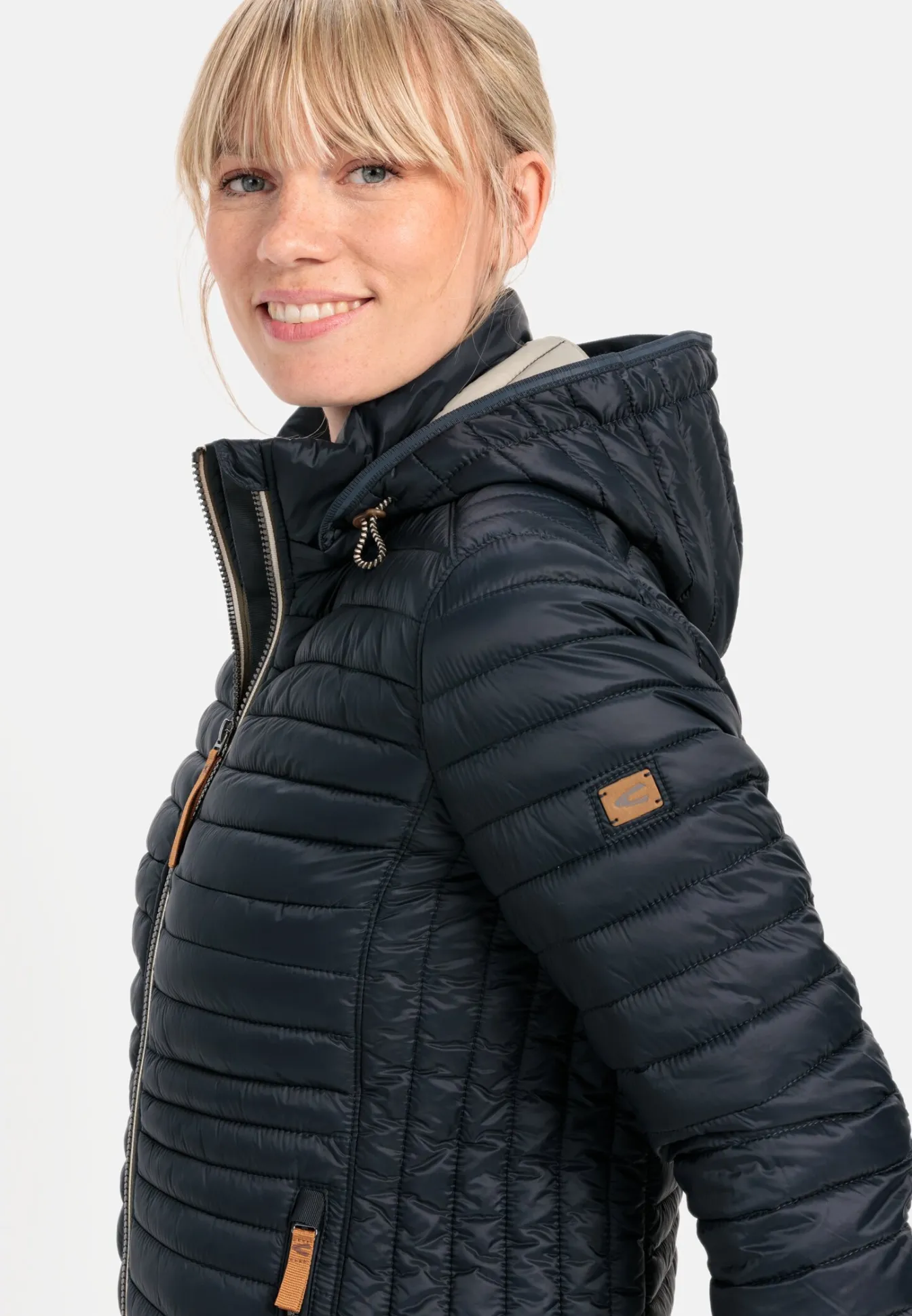 Damen Camel Active Jacken & Westen^Steppjacke aus recyceltem Polyamid