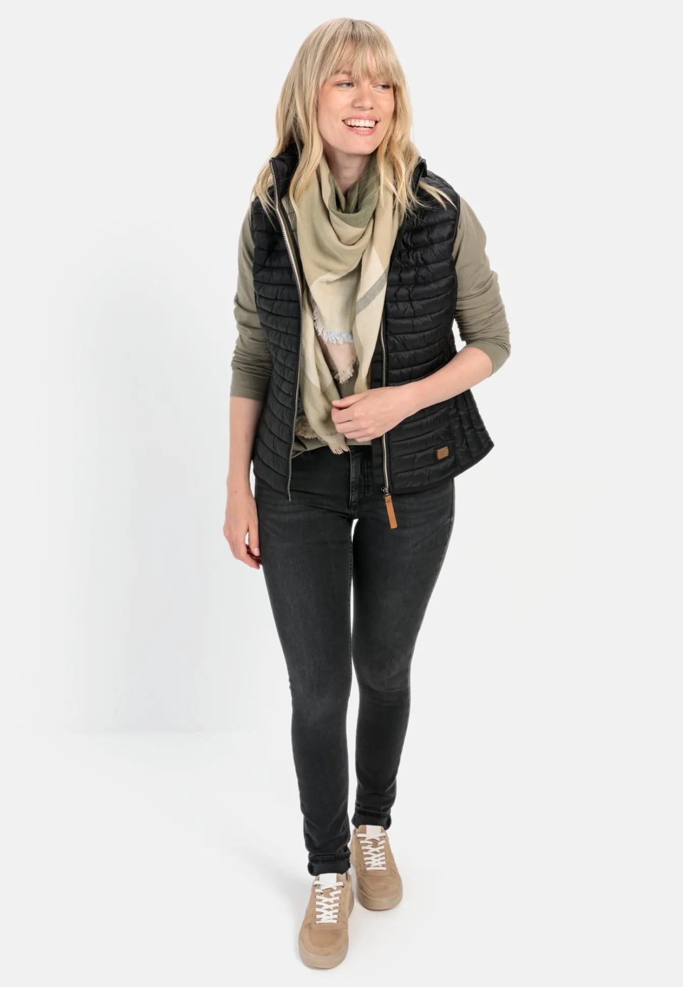 Damen Camel Active Jacken & Westen^Steppweste aus recyceltem Polyamid