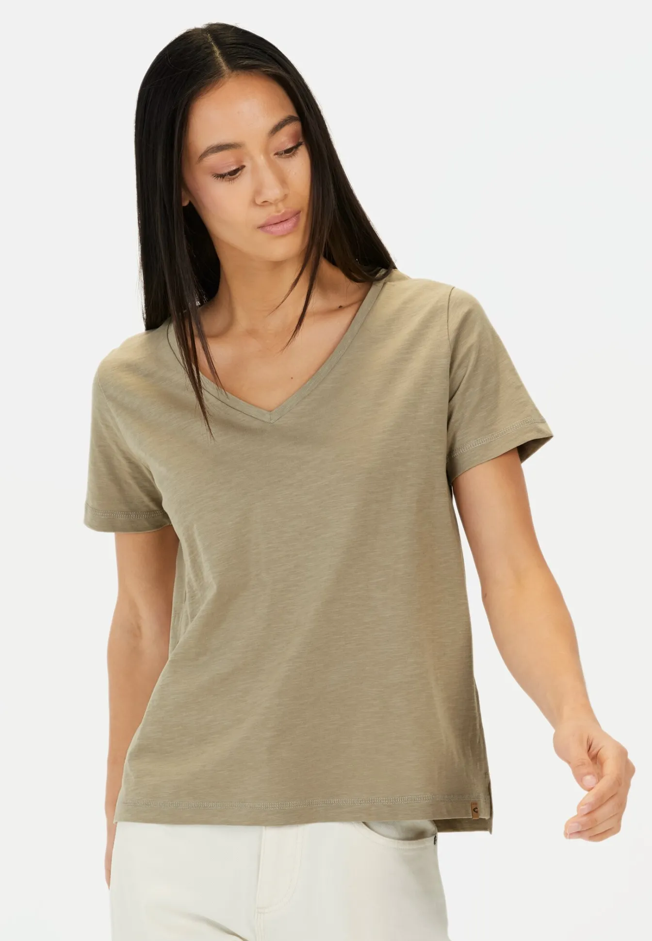 Damen Camel Active T-Shirts & Polos^T-Shirt mit V-Ausschnitt aus reiner Baumwolle